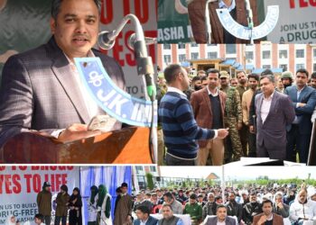Dr. Piyush Singla visits Shopian; assesses ongoing campaign
