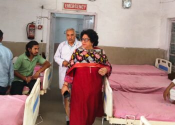 DHSJ conducts surprise inspection of healthcare facilities