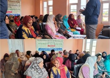 DIC Shopian holds awareness prog on Udyam Registration under RAMP at Zainapora Shopian