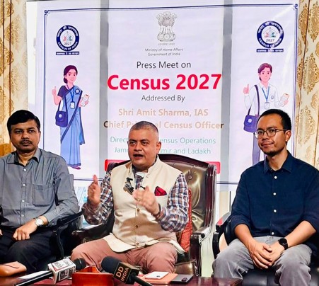 Dir Census Ops reviews preparations for Phase-II in Snow-Bound Ramban