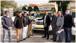 Dir AHD Jammu hands over poultry vehicles to IPDP beneficiaries