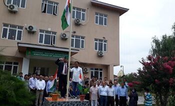 76th I-Day Celebrations; Dir Agri (K) hoists National Flag