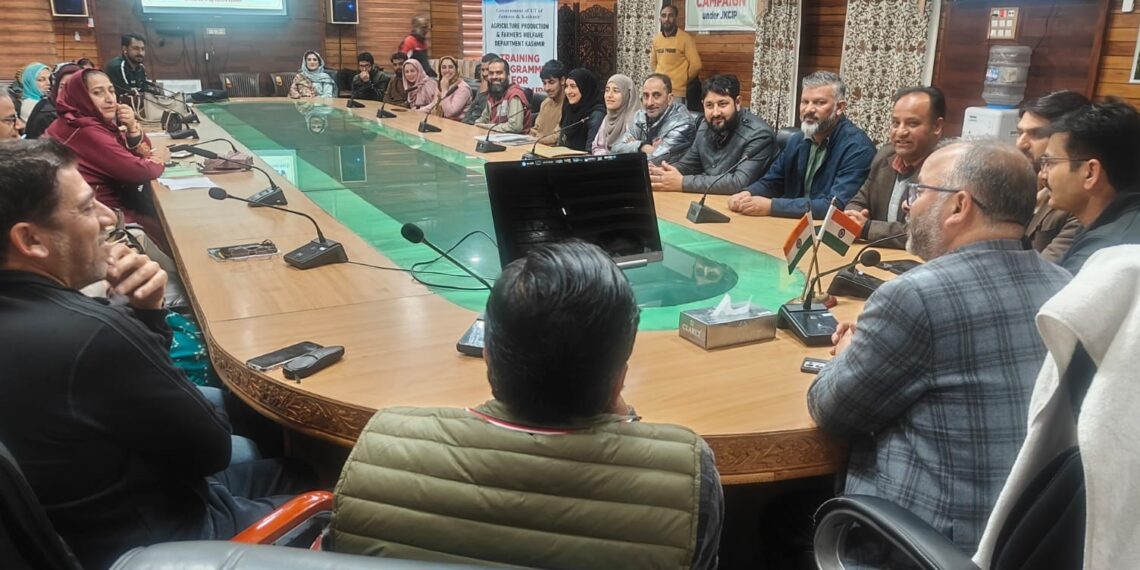 Director Agriculture Kashmir inaugurates Training Prog in Srinagar