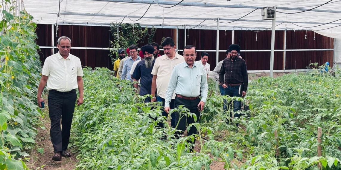 Director Agriculture Jammu concludes two-day tour of Poonch district