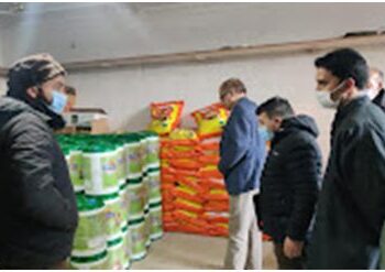 DG Horticulture (K) extensively tours South Kashmir, Visit scores of wear houses, takes stock of availability of HMO