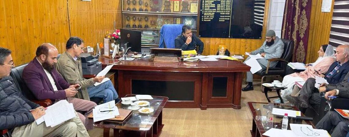 Director Horticulture Kashmir chairs review meeting of Horticulture Developmental schemes