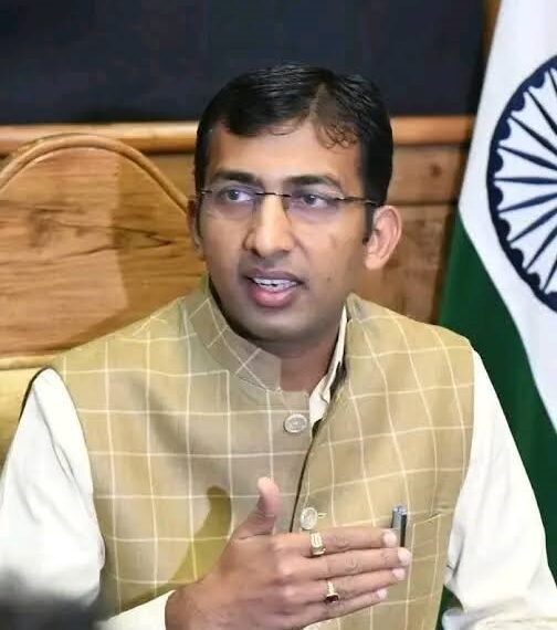 Pre-registered Yatris to be prioritised; token system for others: Div Com Kashmir