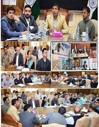 Div Com Kashmir reviews preparations for Amarnath Yatra
