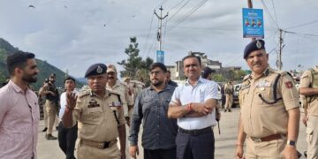 Div Com, IGP Jammu visit flood-hit areas, review relief measures; stress preparedness & coordinated response