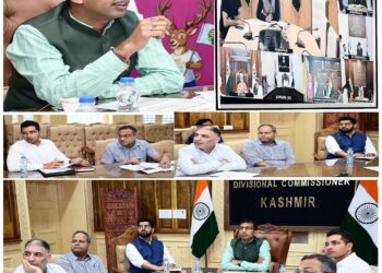 Div Com Kashmir reviews progress on Compassionate Appointment Cases, Grievance Redressal, SVAMITA Cards