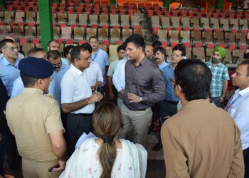Div Com Jammu, IGP review Independence Day arrangements at MA Stadium