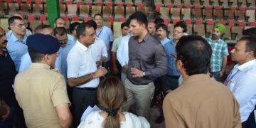 Div Com Jammu, IGP review Independence Day arrangements at MA Stadium