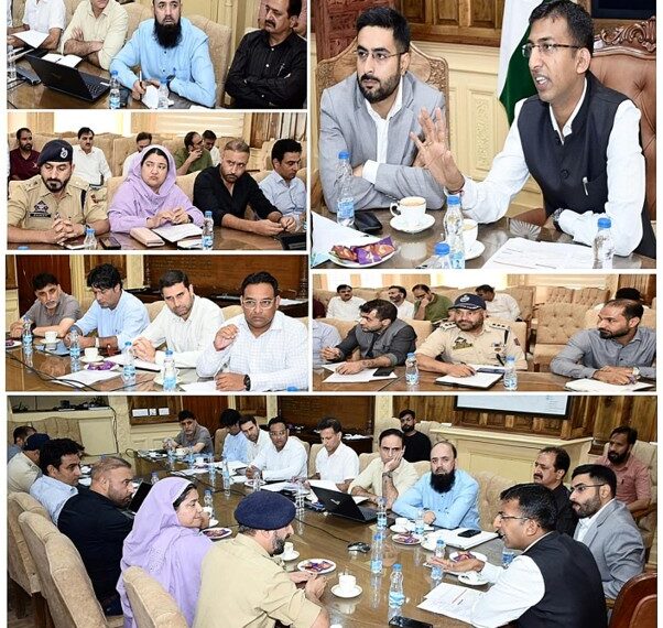 Div Com reviews issues concerning River Jhelum National Waterway-49