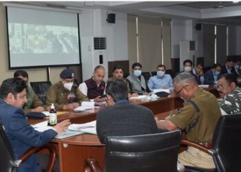 Div Com (J) reviews arrangements for this year’s Amarnath Yatra 2022