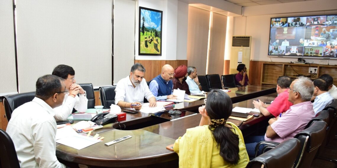 Div Com reviews progress of National Highway projects in Jammu Division