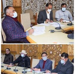 Hold Gram Sabhas in Ist week of April to settle FRA cases : Div Com(K) tells Officials