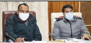 Div Com (K) reviews revmatters of Srinagar Distt