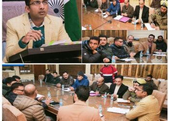 Vehicular Movement at Zojila Pass during Winters: Div Com (K) Reviews Preparedness Measures