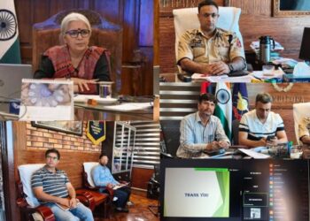 DM B’pora chairs District-Level NCORD Meeting, Reviews NDPS Cases, Anti-Drug measures
