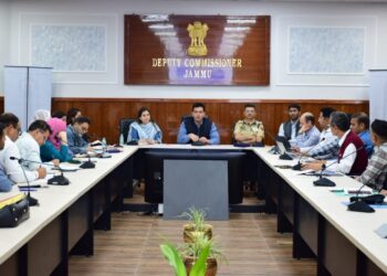 DM Jammu directs for intensified efforts for drug free panchayats