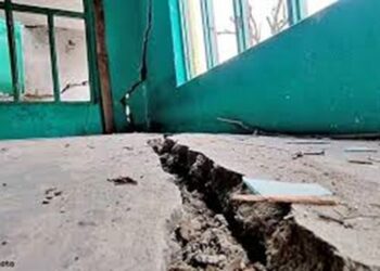 2 dozen houses develop cracks as 5-km Ramban-Gool road caves in at Pernote