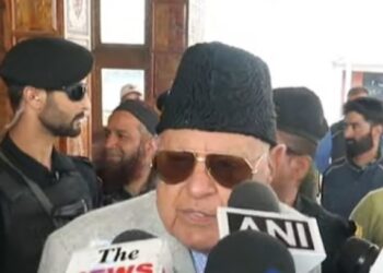 Kashmiris must learn from Iran: Dr Farooq