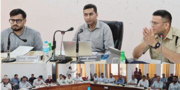 Dr. Shahid Iqbal reviews progress on 100 Day NashaMukt Campaign in Rajouri