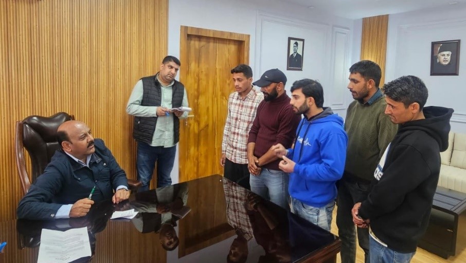 Govt Committed to overall development of J&K: Dy CM tells delegations in Jammu