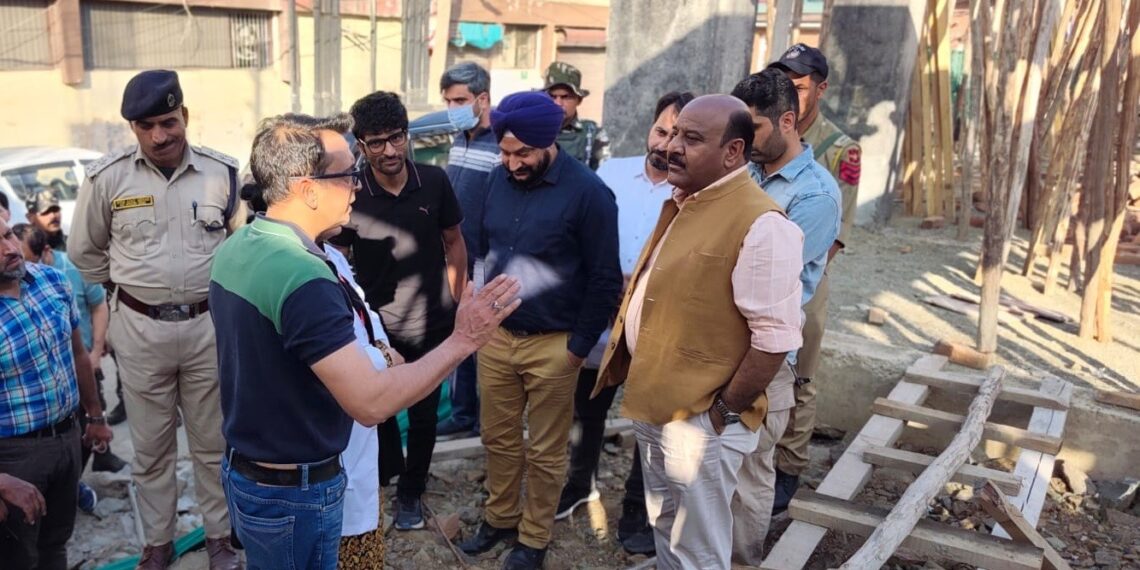 Dy CM inspects ongoing infra works at GMC Srinagar, Meets delegations