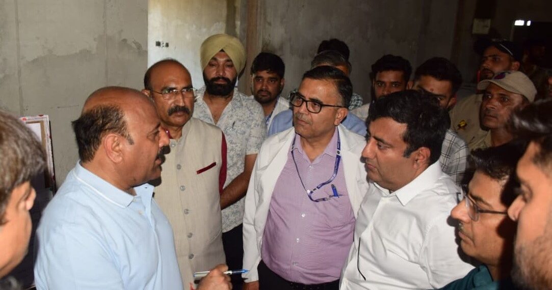 Dy CM extensively tours Akhnoor; inspects colleges, development projects