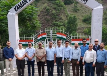Dy CM visits Kaman Post, NHPC Power Project in Uri