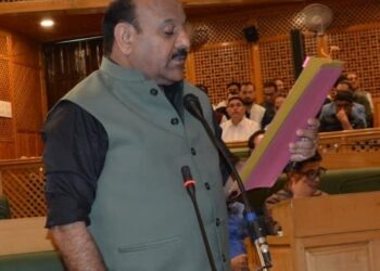 Govt considering Rs 323.41 cr road projects to decongest Sopore town: Dy CM