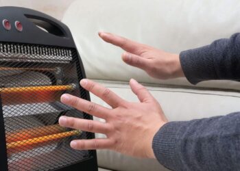 J&K admin withdraws orders banning blowers and heaters