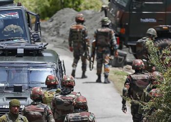 Policeman killed in firing incident in Anantnag