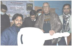 Advisor Farooq Khan reviews dev scenario in Rajouri