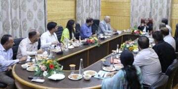 FSSAI CEO Inspects Kashmir Food Testing Facilities