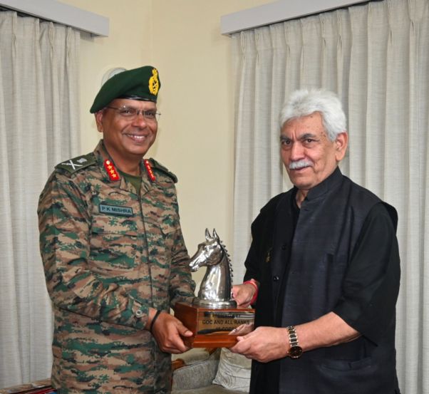 LG Sinha Meets Political & Cultural figures, GOC 16 Corps in Jammu