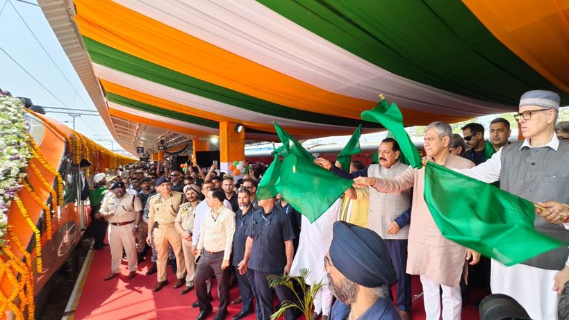 Vaishnaw flags off Vande Bharat, first direct Kashmir–Jammu train
