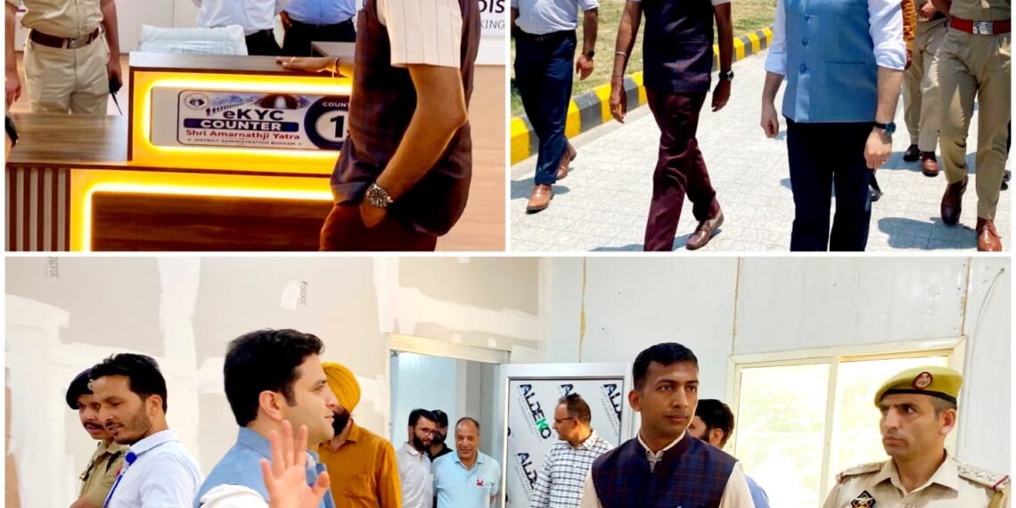 Amarnath Yatra: Div Com Kashmir reviews facilities for Yatris at Srinagar Airport