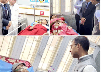 Div Com Kashmir visits SKIMS Soura, Reviews Medical Care of Amarnath Yatris