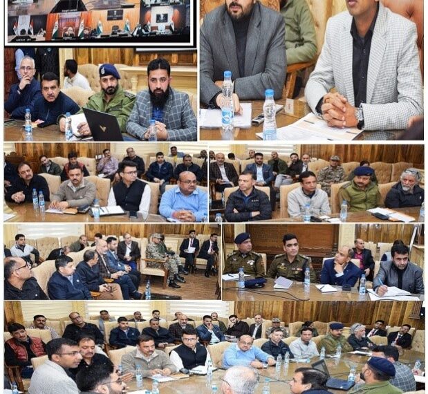 Departure of Hajj Pilgrims: Div Com Kashmir reviews preparations