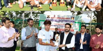 DC Srinagar attends Grand Finale of District Admin’s Football Rolling Trophy-2026