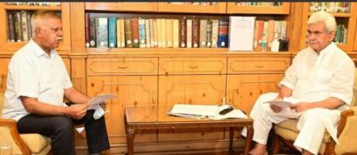 Former Minister calls on LG in Jammu