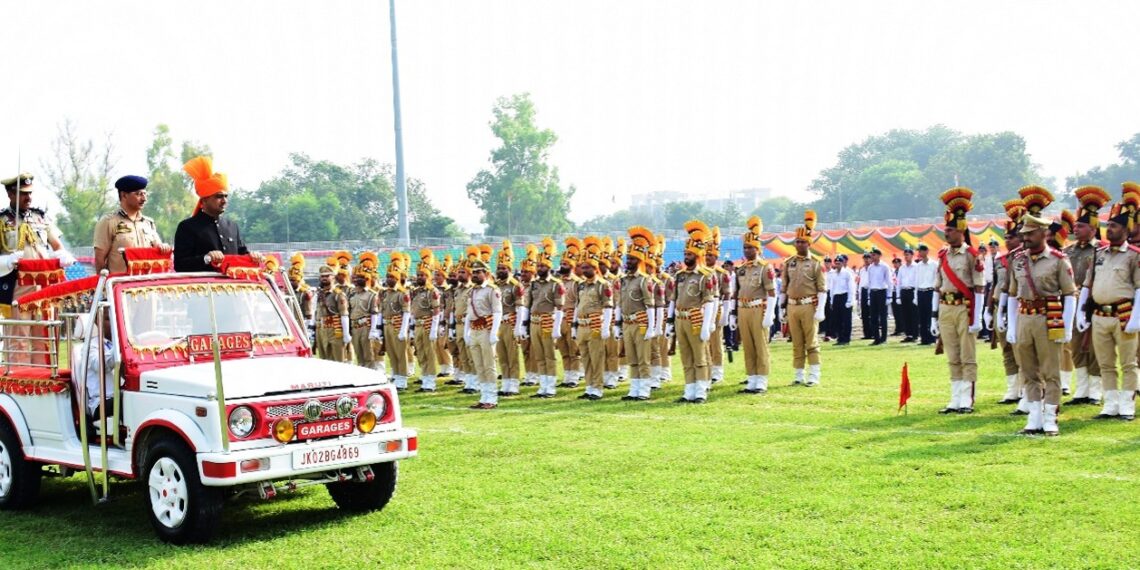 Full dress rehearsal held at MA Stadium: Div Comm Jammu hoists Tricolour, takes salute at March Past