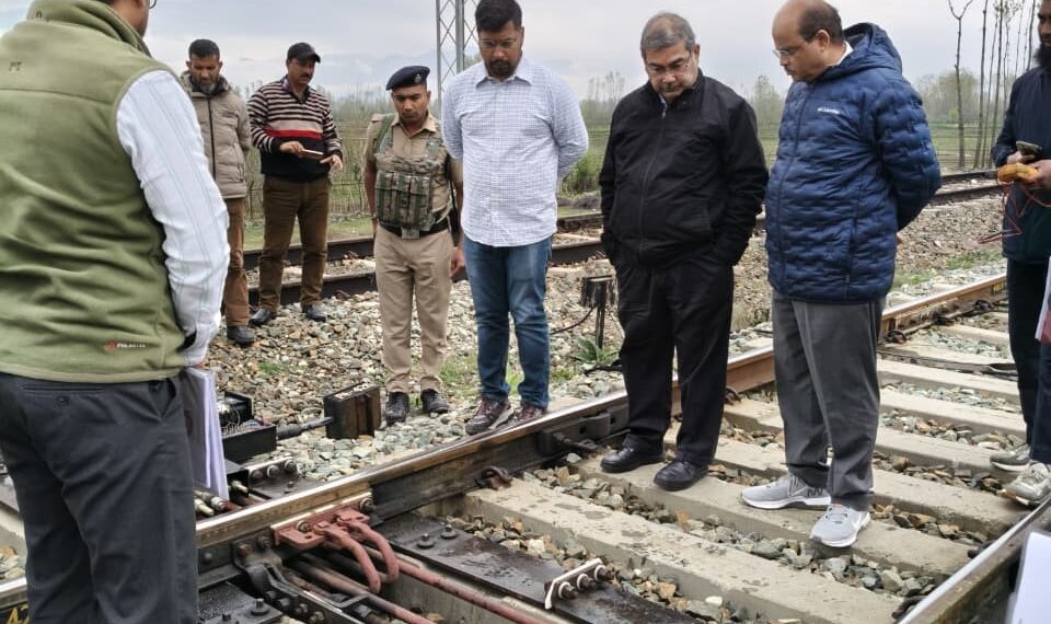 GM Northern Railway Inspects Katra–Baramulla Rail Section