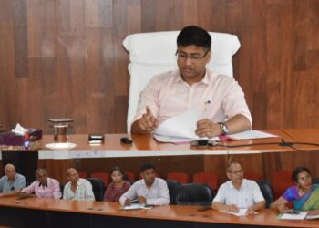 DC reviews implementation of HADP/JKCIP in district Reasi