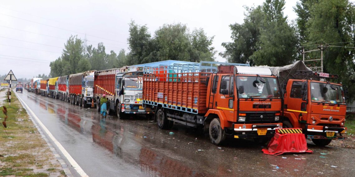 Jammu Srinagar Highway blocked for vehicular movement due to the continuous shooting of stones and heavy rainfall, on Wednesday