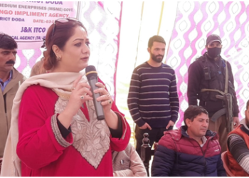 VC KVIB visits Kailash Kund Sudhmahadev Beekeeping Cluster Doda; Reviews ongoing works