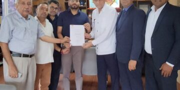 Hotel Association, PHDCCI joint delegation calls on CEO, SMVDSB