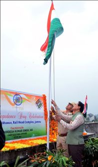 I-Day celebration: CEO hoists Tricolor at Nirvachan Bhawan Jmu